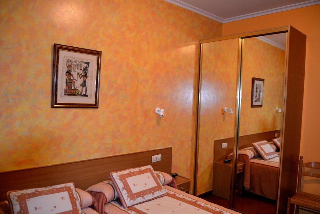 Hostal Residencia Bahia Laxe Exterior photo