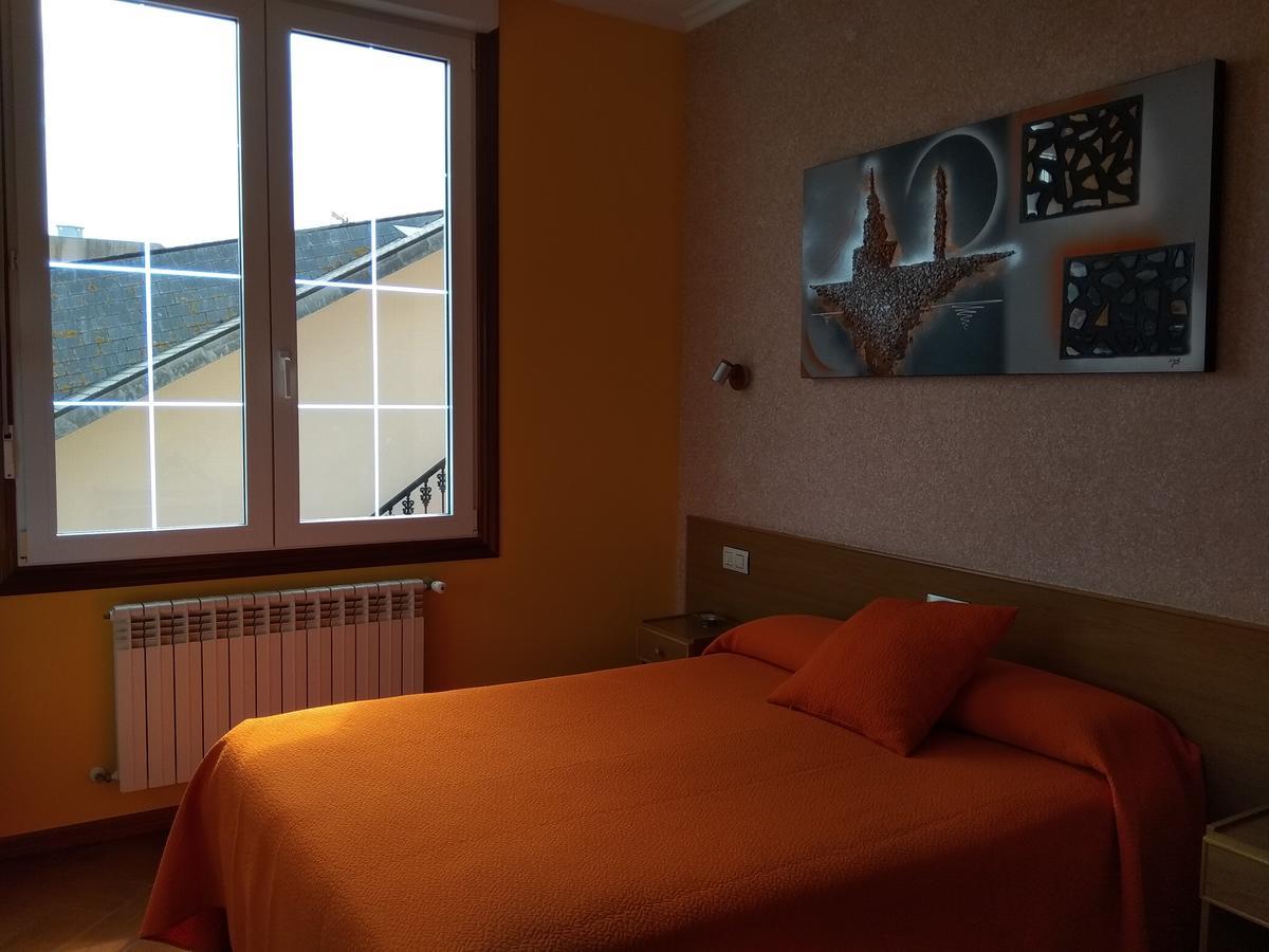 Hostal Residencia Bahia Laxe Exterior photo